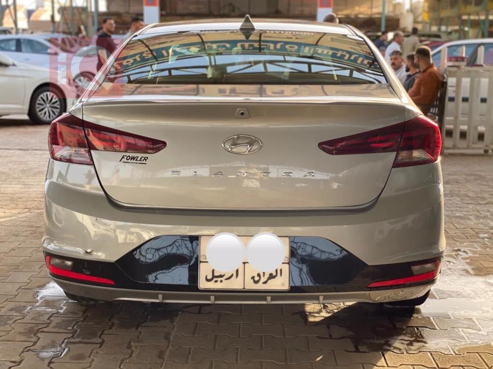 هیوندای ئەلەنترا